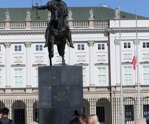 Żałoba narodowa w Warszawie