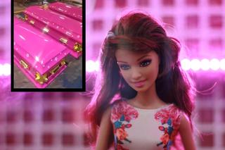 Szokujący skutek popularności filmu Barbie. Różowe trumny podbijają branżę pogrzebową [WIDEO]
