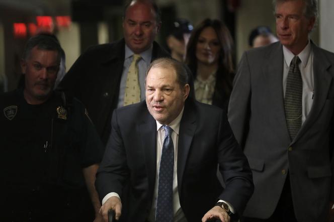 Wyrok Harveya Weinsteina unieważniony! "Płakał łzami radości"