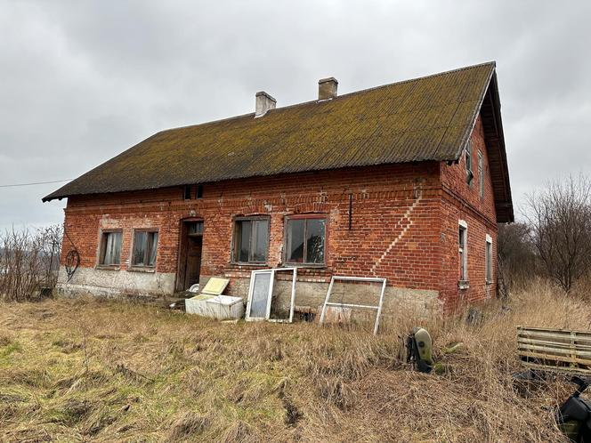 Rodzinna tragedia. Zabił brata nożem do chleba. Jeden szczegół zdradził sprawców