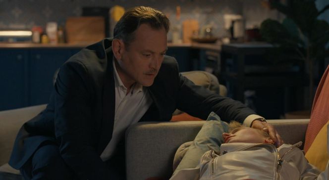 Barwy szczęścia odc. 3240. Sonia (Weronika Nockowska), Robert Stefaniak (Paweł Ławrynowicz)