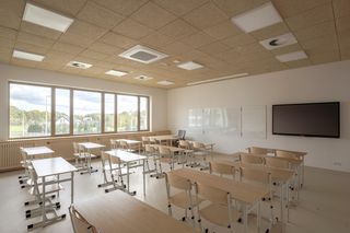 szkoła Cynamonowa 17