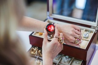 Wielka premiera serii HUAWEI WATCH 5. Po raz pierwszy w dwóch rozmiarach