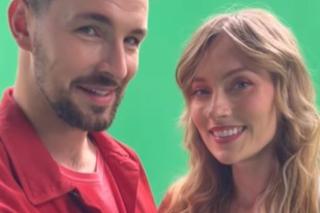 Kodur z Renatą w nowej czołówce Barw szczęścia! Gwiazdor został przyłapany na zgubnym nałogu - WIDEO, ZDJĘCIA