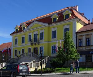 Najpiękniejsze pałace w Małopolsce. Te miejsca powinien zobaczyć każdy turysta!