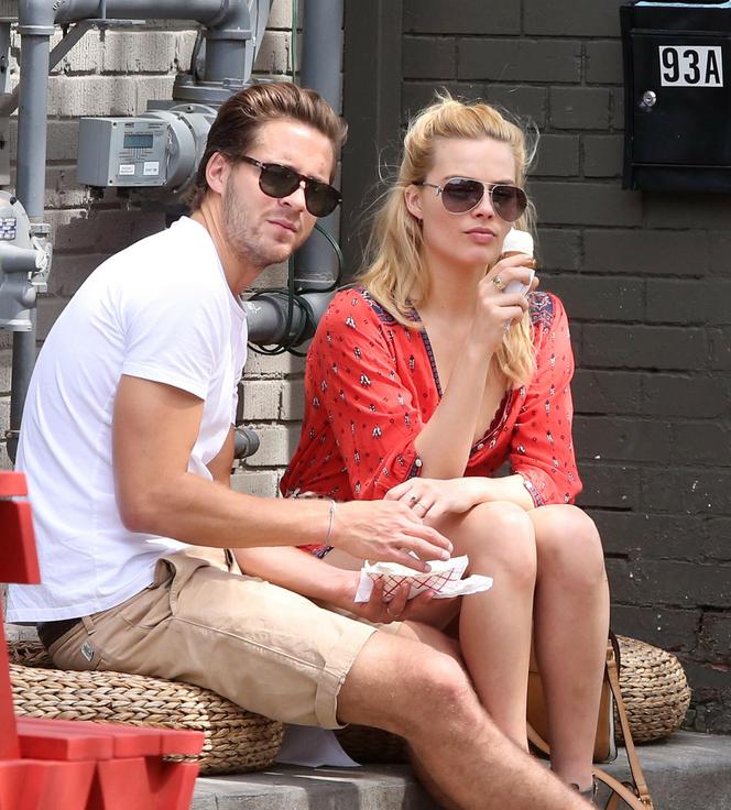 Margot Robbie, Tom Ackerley