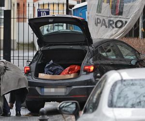 Ardanowski zaparkował jak na polu