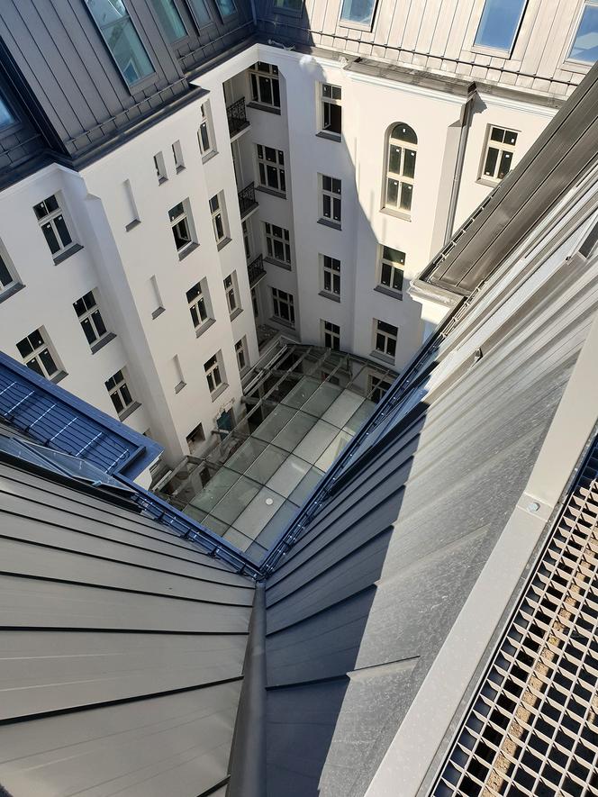 Kamienica przy ul. Poznańskiej 37 w Warszawie