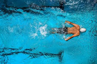 Dużo się ruszaj, zadbaj o swoją kondycję fizyczną, uprawiaj sporty