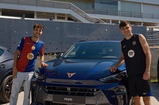 Cupra dla piłkarzy FC Barcelona