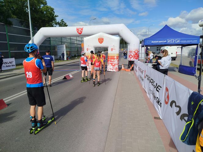 Zawody o Puchar Polski na nartorolkach Marwe Cup 2025 zostały zainaugurowane w Siedlcach