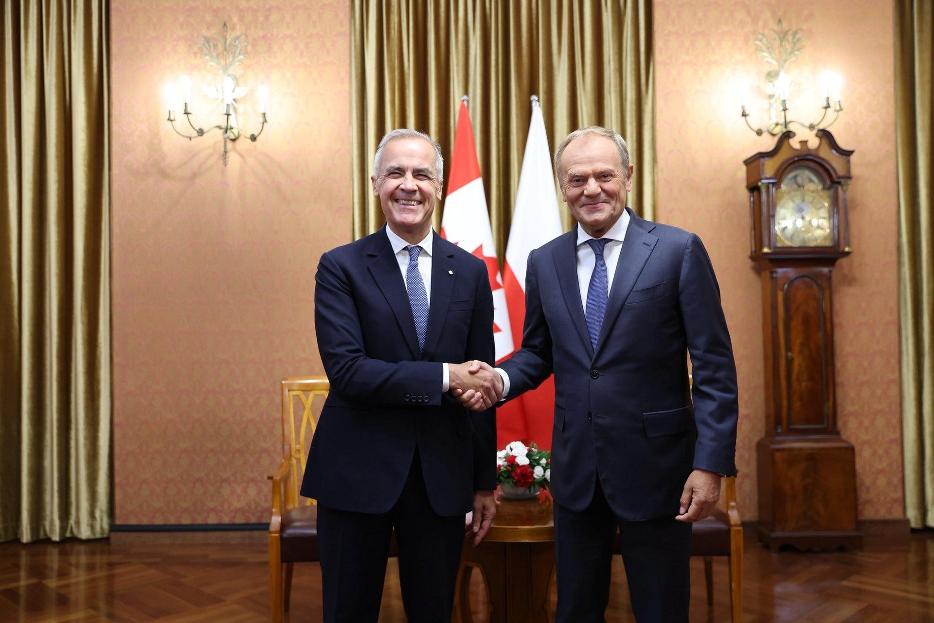 Premier Tusk spotkał się z premierem Kanady. O czym rozmawiali?