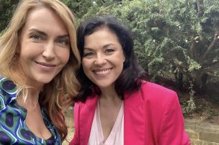 M jak miłość. Viola (Magdalena Waligórska), Kinga (Katarzyna Cichopek)