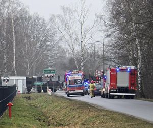 Tragedia na przejeździe kolejowym! 29-latek wjechał wprost pod pociąg