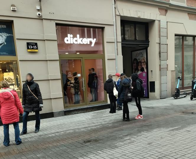 Dickery w Katowicach sprzedaje gofry w kształcie penisa i waginy. Rozpływają się w ustach!