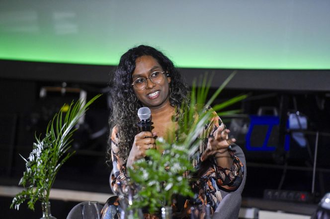 Premiera BBC: "Wędrówki z dinozaurami" - Jay Balamurugan 