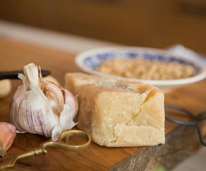 Ser pecorino romano stanowi świetny dodatek do makaronów 