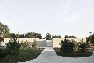 Zespół kolumbariów na cmentarzu komunalnym w Radomiu