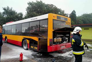 Staroźreby. Pożar autobusu z pasażerami w środku! Co się stało? [ZDJĘCIA]