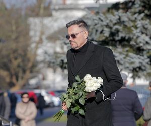 Ewa Bem pochowała męża. Sibilski i córka gwiazdy w jednym grobie