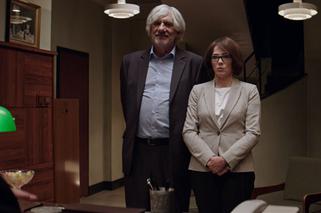 Ucho prezesa 2., odcinek 24. Pełzająca dyktatura. Znani aktorzy w nowych rolach