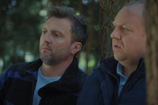 M jak miłość, odcinek 1810. Bartek (Arkadiusz Smoleński), Tadeusz (Bartłomiej Nowosielski)