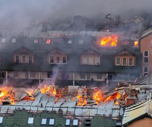 Pożar bloku w Ząbkach. Przerażające zdjęcia z miejsca tragedii