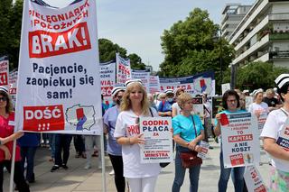 Pielęgniarki apelują do marszałka Hołowni. Zapowiadają walkę o wynagrodzenia