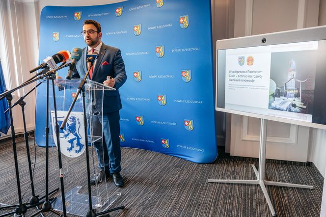 Nowy rozdział w relacjach biznesowych: Powiat Rzeszowski i Xixia otwierają się na współpracę
