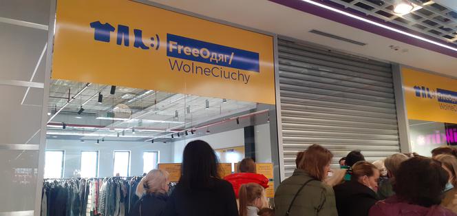 Wolne Ciuchy - to tutaj Ukraińcy znajdą darmowe ciuchy [GALERIA]