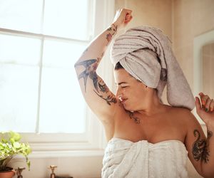 Twój pot cuchnie jak zgniłe jajo? To ważny sygnał od wątroby