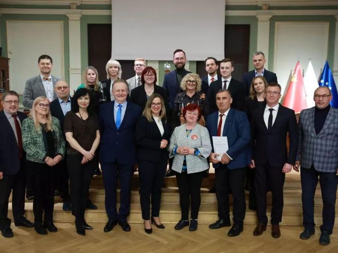 Oni będą nas reprezentować. Ślubowanie gdańskich radnych dzielnic 