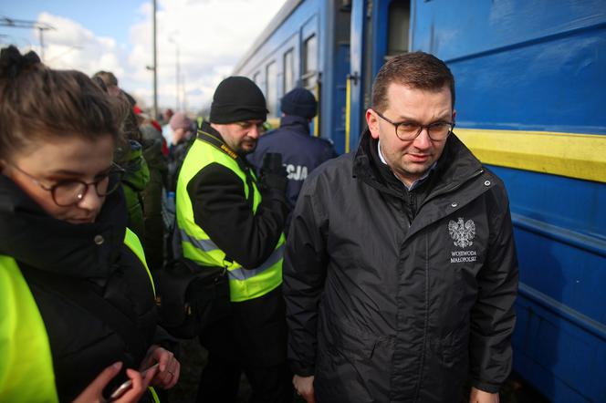 Małopolska uruchomiła specjalne pociągi dla ewakuacji uchodźców z Ukrainy