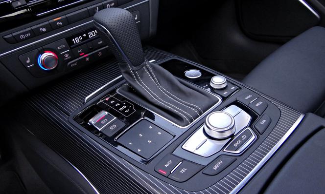 Audi A7 Sportback lifting 2015