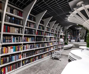 Metroteka – biblioteka na stacji metra M2 Kondratowicza w Warszawie