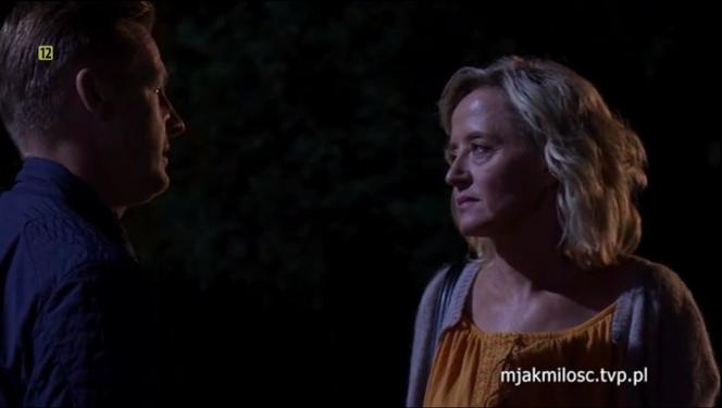 M jak miłość, odcinek 1417. Paweł (Rafał Mroczek), mama Julki (Małgorzata Bogdańska)