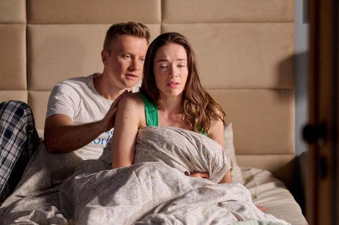 Na Wspólnej odc. 3884. Igor (Jakub Wesołowski), Ania (Sonia Mietielica)