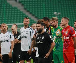 Legia z hukiem rusza po tytuł. Warszawski klub z wielką pompą zaprezentował kadrę na nowy sezon