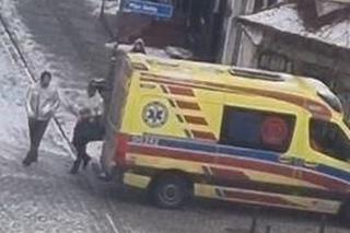 Gabriel Seweryn na nowym nagraniu- widać co robi przed karetką