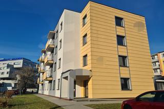 Pijana policjantka chciała legitymować znajomych na imprezie bo byli za głośno