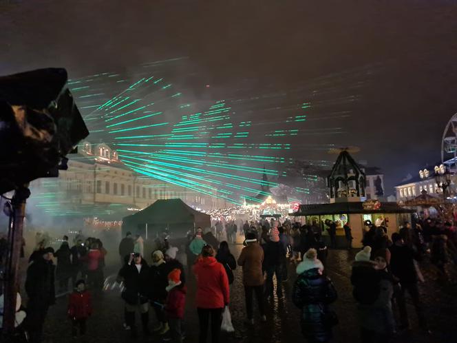Rzeszów. Pokaz laserowy na Rynku [ZDJĘCIA]