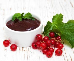 Oryginalny keczup z czarnej porzeczki