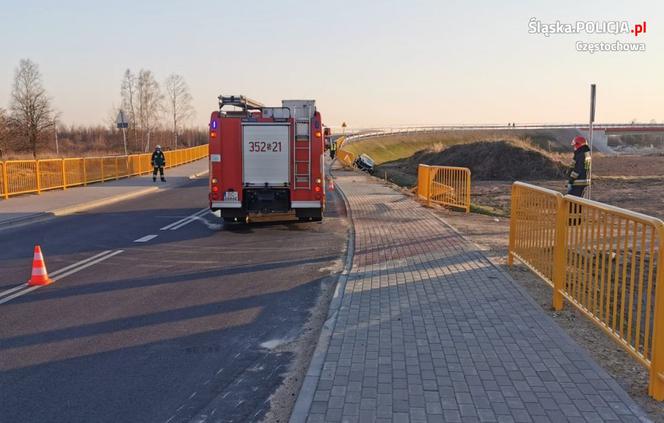 Pijany kierowca staranował barierki i rozbił się w rowie
