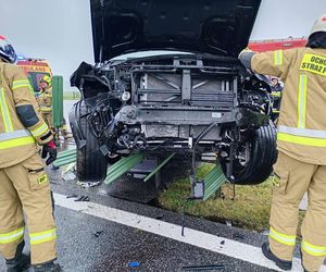 Koszmarny wypadek na A1 między Nowymi Marzami i Grudziądzem. Dwie osoby ranne! [ZDJĘCIA]