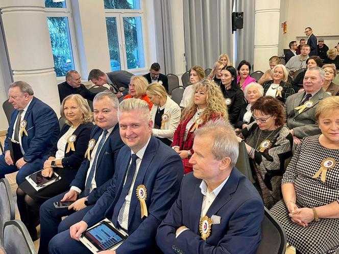 Jubileuszowa sesja i  ceremonia wręczenia statuetek „Honorowy Przyjaciel Starachowic”