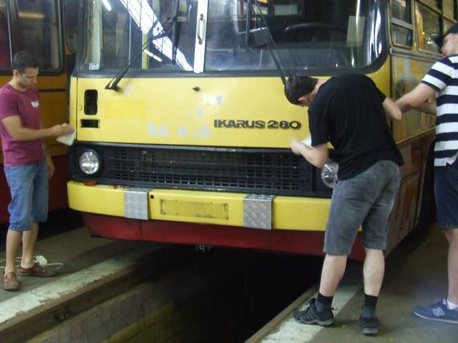 Ikarus wróci na ulice