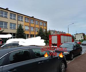 Ewakuacja szkoły w Skarżysku-Kamiennej! Na miejscu strażacy, policja i pogotowie