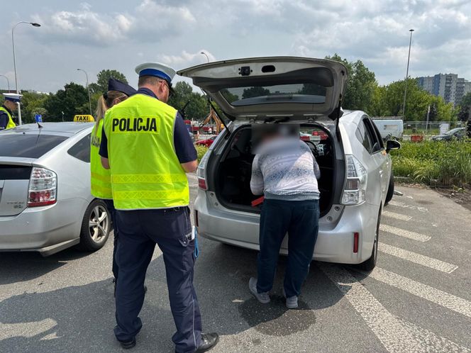 Wożą nas pijani i bez prawka. Zatrważające wyniki kontroli taksówek w Warszawie