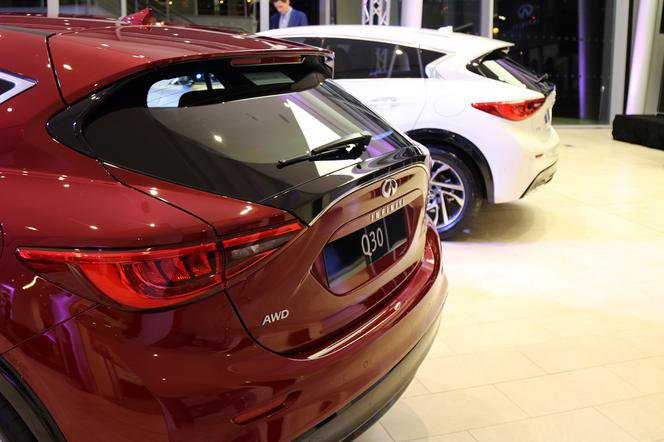 Infiniti Q30