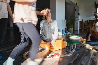 To nie jest zwykłe zmęczenie. Po czym poznać wypalenie rodzicielskie?